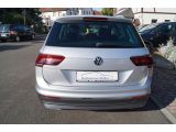 VW Tiguan bei Reisemobile.expert - Abbildung (8 / 10) VW Tiguan bei Reisemobile.expert - Abbildung (8 / 10)