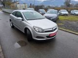 Opel Astra bei Reisemobile.expert - Abbildung (9 / 15)