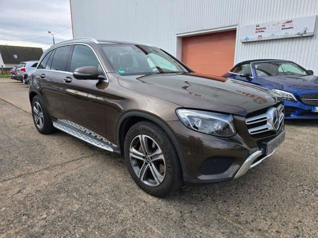 Mercedes-Benz GLC 250 GLC 250d 4Matic Distronic bei Reisemobile.expert - Hauptabbildung Mercedes-Benz GLC 250 GLC 250d 4Matic Distronic bei Reisemobile.expert - Hauptabbildung