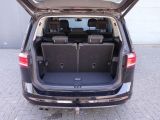 VW Touran bei Reisemobile.expert - Abbildung (11 / 15)