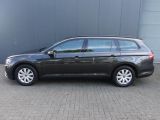 VW Passat bei Reisemobile.expert - Abbildung (2 / 15) VW Passat bei Reisemobile.expert - Abbildung (2 / 15)