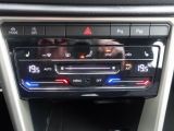 VW T-Roc bei Reisemobile.expert - Abbildung (14 / 15)