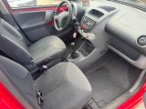 Peugeot 107 bei Reisemobile.expert - Abbildung (7 / 8)