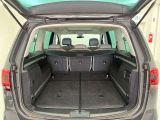 Seat Alhambra bei Reisemobile.expert - Abbildung (12 / 14)