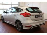 Ford Focus ST bei Reisemobile.expert - Abbildung (4 / 15)