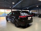 Porsche Cayenne bei Reisemobile.expert - Abbildung (3 / 15)