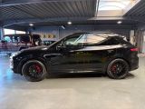 Porsche Cayenne bei Reisemobile.expert - Abbildung (2 / 15)