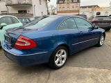 Mercedes-Benz CLK 240 Coupe Automatik Avantgarde bei Reisemobile.expert - Abbildung (2 / 15)