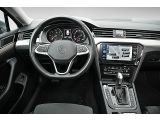 VW Passat bei Reisemobile.expert - Abbildung (14 / 15)