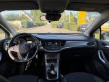 Opel Astra bei Reisemobile.expert - Abbildung (6 / 15) Opel Astra bei Reisemobile.expert - Abbildung (6 / 15)