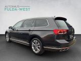 VW Passat bei Reisemobile.expert - Abbildung (4 / 15)