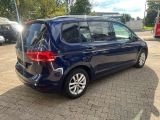 VW Touran bei Reisemobile.expert - Abbildung (6 / 15)