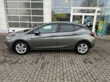 Opel Astra bei Reisemobile.expert - Abbildung (2 / 15)