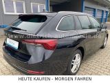 Skoda Octavia bei Reisemobile.expert - Abbildung (4 / 15)