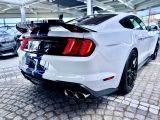 Ford Mustang bei Reisemobile.expert - Abbildung (6 / 10) Ford Mustang bei Reisemobile.expert - Abbildung (6 / 10)