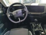 Opel Astra bei Reisemobile.expert - Abbildung (9 / 15)