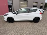 Ford Fiesta bei Reisemobile.expert - Abbildung (13 / 15) Ford Fiesta bei Reisemobile.expert - Abbildung (13 / 15)