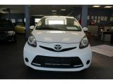 Toyota Aygo bei Reisemobile.expert - Abbildung (2 / 11)