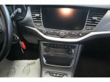 Opel Astra bei Reisemobile.expert - Abbildung (9 / 12)