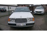 Mercedes-Benz E-Klasse bei Reisemobile.expert - Abbildung (2 / 14)