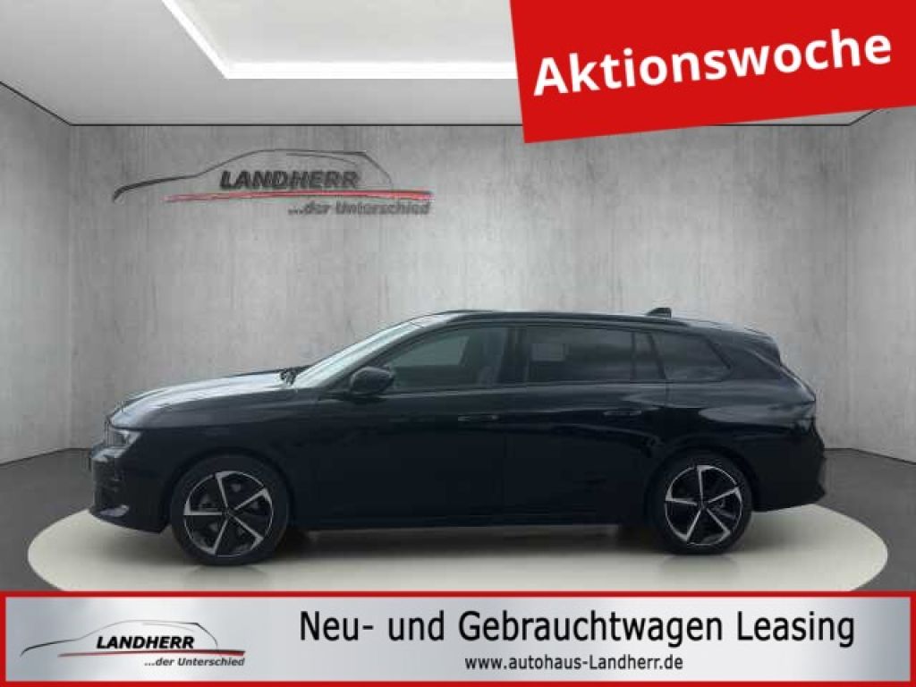 Opel Astra bei Reisemobile.expert - Hauptabbildung Opel Astra bei Reisemobile.expert - Hauptabbildung