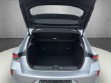 Opel Astra bei Reisemobile.expert - Abbildung (14 / 15) Opel Astra bei Reisemobile.expert - Abbildung (14 / 15)