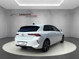 Opel Astra bei Reisemobile.expert - Abbildung (3 / 15)