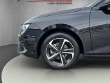 Opel Astra bei Reisemobile.expert - Abbildung (13 / 15) Opel Astra bei Reisemobile.expert - Abbildung (13 / 15)