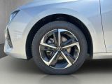 Opel Astra bei Reisemobile.expert - Abbildung (13 / 15) Opel Astra bei Reisemobile.expert - Abbildung (13 / 15)