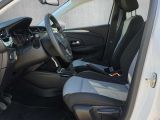 Opel Corsa bei Reisemobile.expert - Abbildung (8 / 15) Opel Corsa bei Reisemobile.expert - Abbildung (8 / 15)