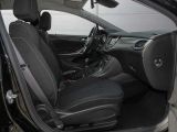 Opel Astra bei Reisemobile.expert - Abbildung (4 / 13)