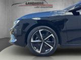 Opel Astra bei Reisemobile.expert - Abbildung (13 / 15) Opel Astra bei Reisemobile.expert - Abbildung (13 / 15)