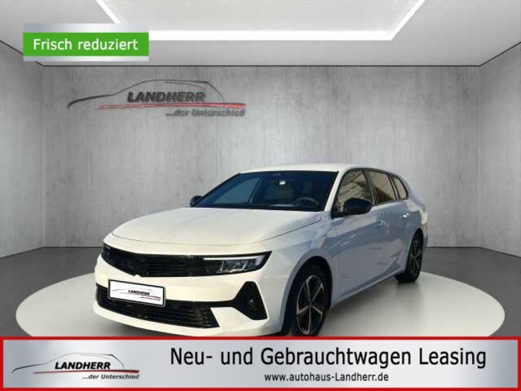 Opel Astra bei Reisemobile.expert - Hauptabbildung Opel Astra bei Reisemobile.expert - Hauptabbildung