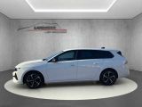 Opel Astra bei Reisemobile.expert - Abbildung (2 / 15) Opel Astra bei Reisemobile.expert - Abbildung (2 / 15)