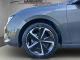 Opel Astra bei Reisemobile.expert - Abbildung (13 / 15) Opel Astra bei Reisemobile.expert - Abbildung (13 / 15)