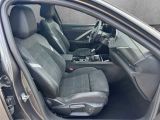 Opel Astra bei Reisemobile.expert - Abbildung (9 / 15)