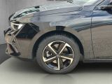 Opel Astra bei Reisemobile.expert - Abbildung (13 / 15) Opel Astra bei Reisemobile.expert - Abbildung (13 / 15)