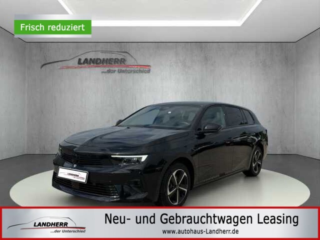 Opel Astra bei Reisemobile.expert - Hauptabbildung Opel Astra bei Reisemobile.expert - Hauptabbildung