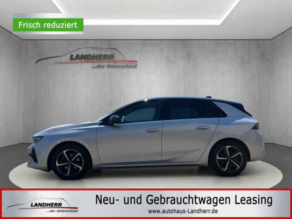 Opel Astra bei Reisemobile.expert - Hauptabbildung Opel Astra bei Reisemobile.expert - Hauptabbildung
