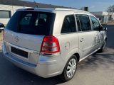 Opel Zafira bei Reisemobile.expert - Abbildung (4 / 15)