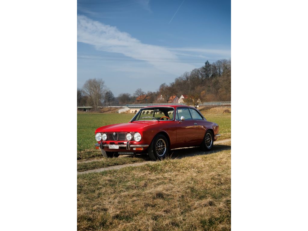 Alfa Romeo GTV bei Reisemobile.expert - Hauptabbildung Alfa Romeo GTV bei Reisemobile.expert - Hauptabbildung