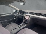 VW Passat bei Reisemobile.expert - Abbildung (13 / 15)