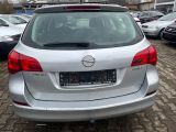 Opel Astra bei Reisemobile.expert - Abbildung (5 / 9)