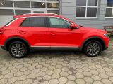 VW T-Roc bei Reisemobile.expert - Abbildung (2 / 15)