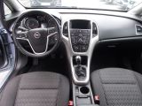 Opel Astra bei Reisemobile.expert - Abbildung (11 / 15)