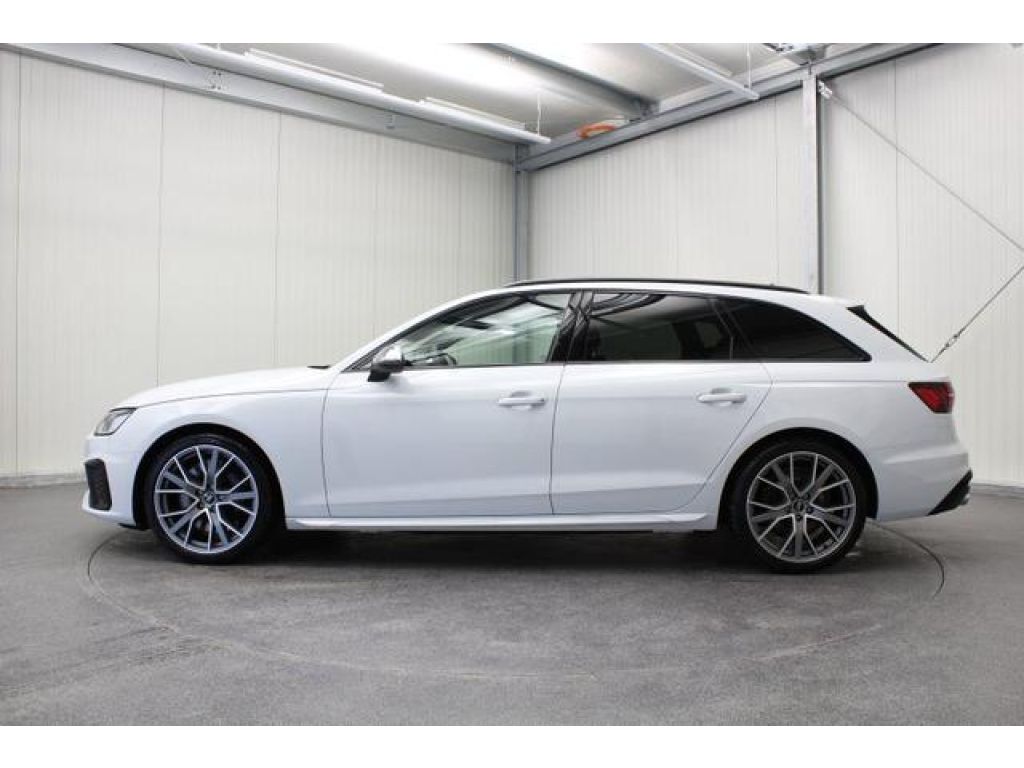 Audi S4 bei Reisemobile.expert - Hauptabbildung