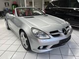 Mercedes-Benz SLK-Klasse bei Reisemobile.expert - Abbildung (3 / 15)