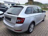 Skoda Fabia bei Reisemobile.expert - Abbildung (5 / 15)