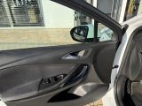 Opel Astra bei Reisemobile.expert - Abbildung (6 / 15)