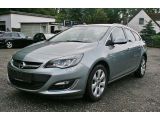Opel Astra bei Reisemobile.expert - Abbildung (7 / 13)